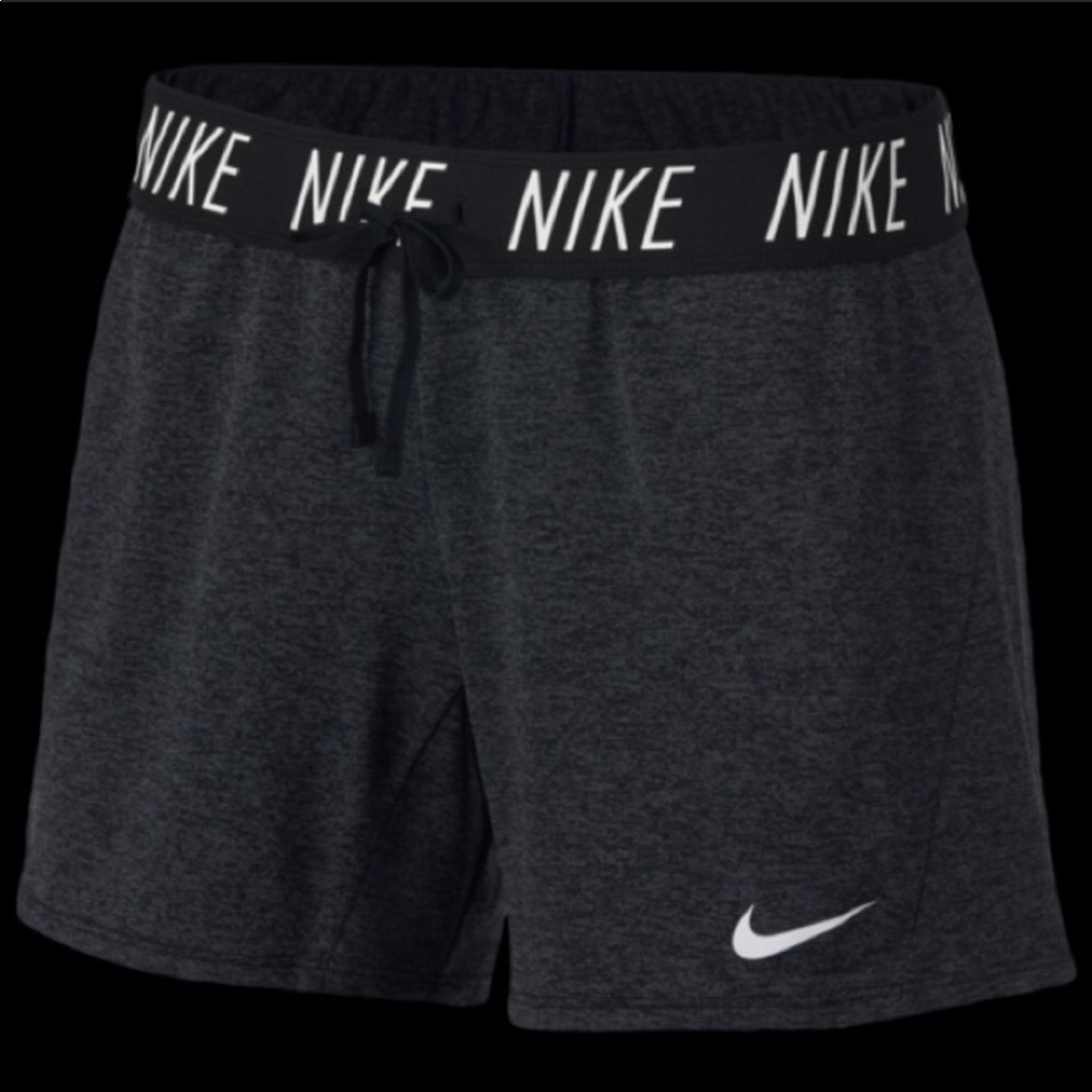 Women’s Nike Attack Shorts
